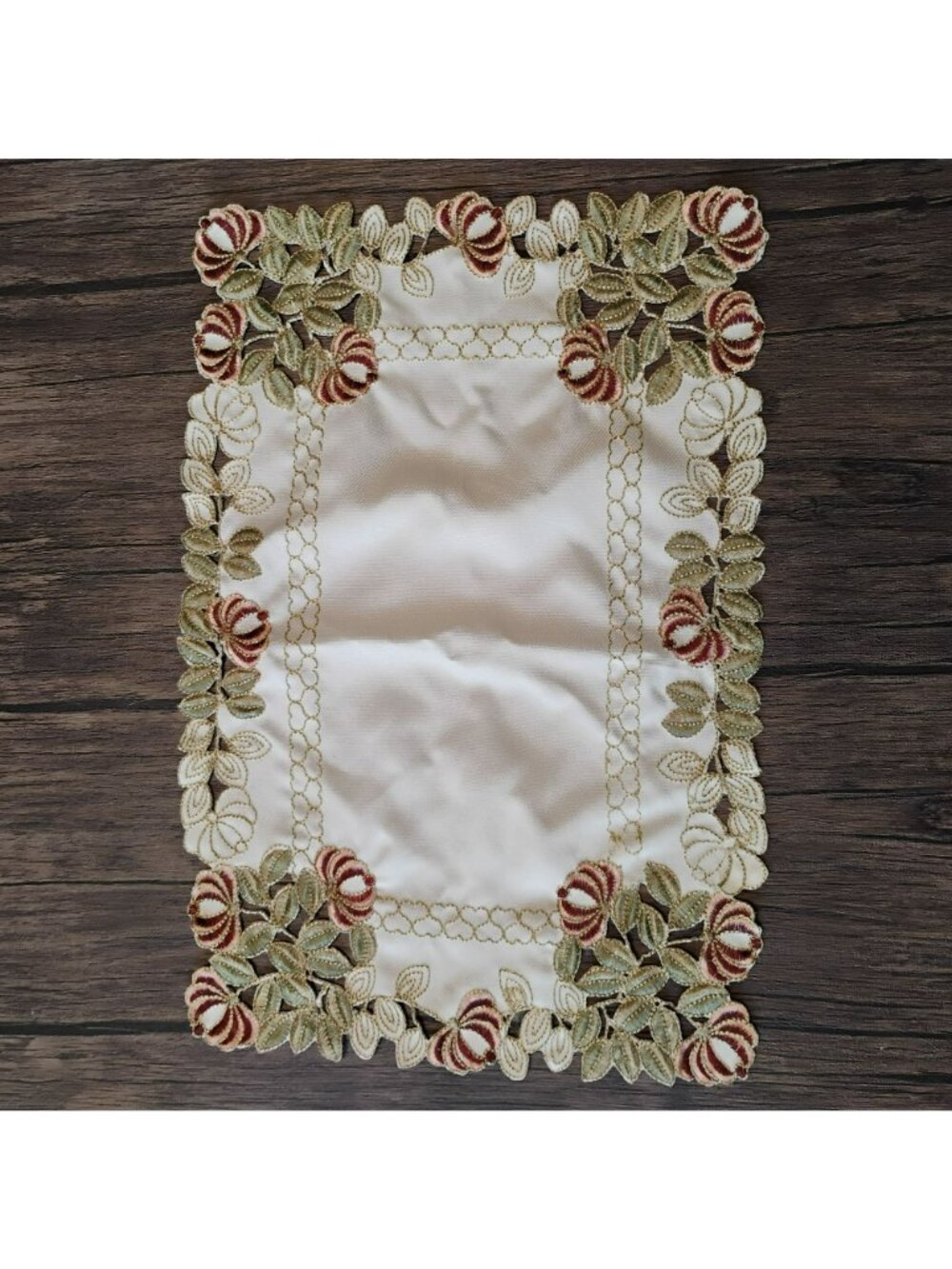 Vintage Floral Embroidered Cutwork Placemats Cream Rose Lace Set of 2, Cottage - Picture 7 of 7